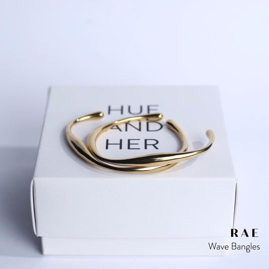 Rae Wave Bangle ( Single )