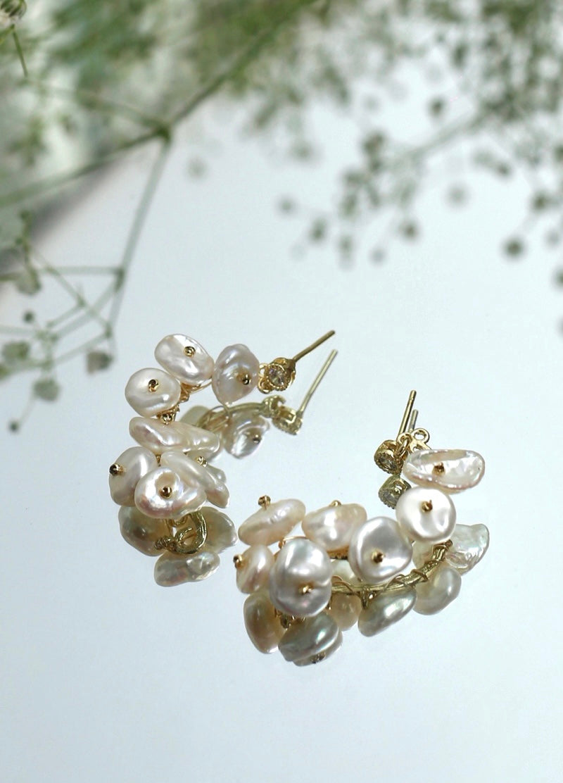 Kaia Cluster Pearl Earrings